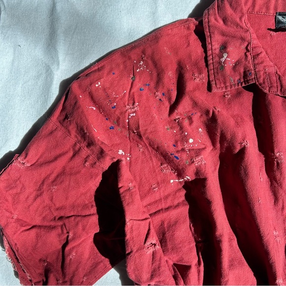 ❗️3/$15❗️Distressed Burgundy Button Up Top - Picture 5 of 13